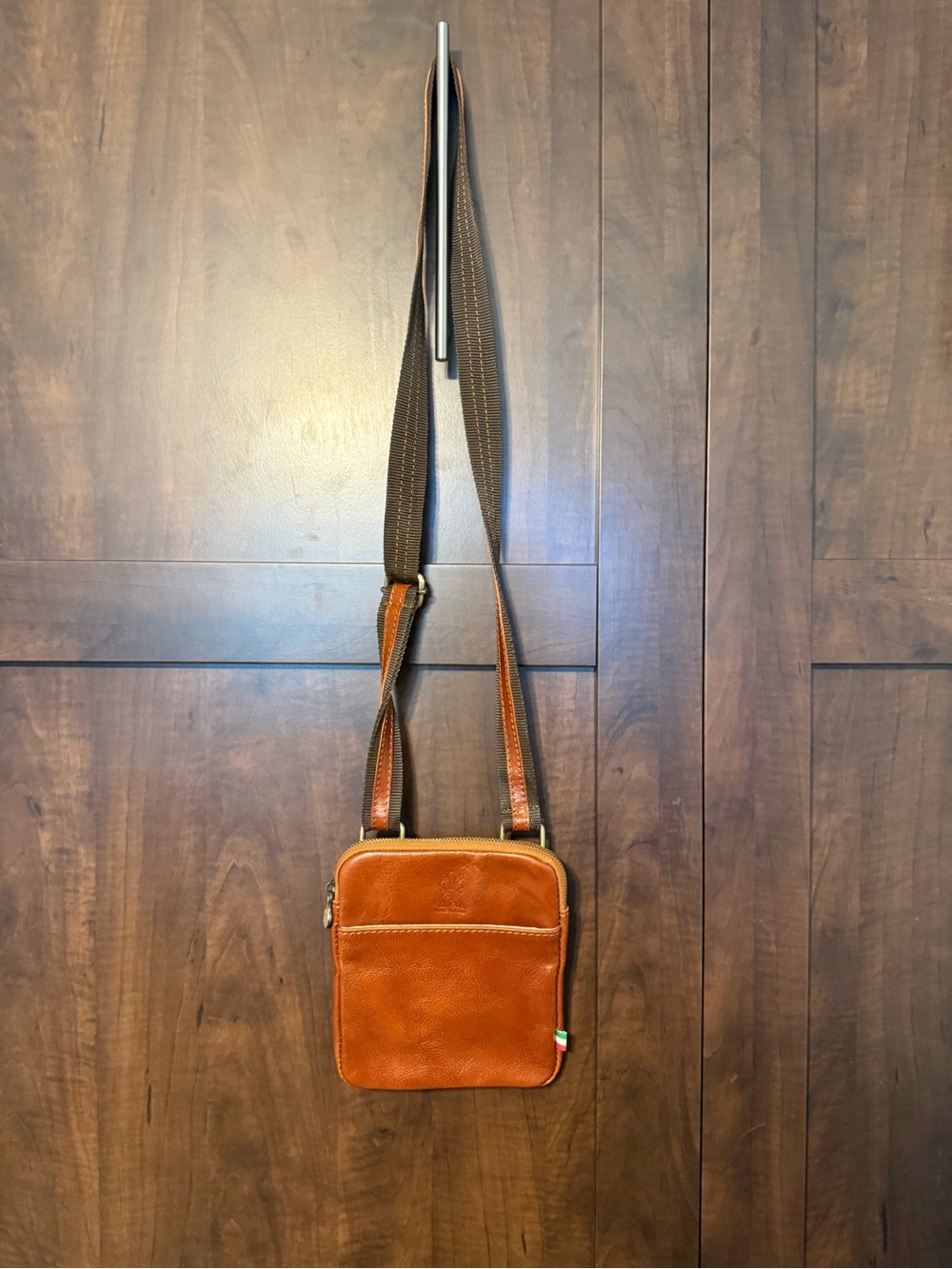 Men's Leather Crossbody Bag - Brown